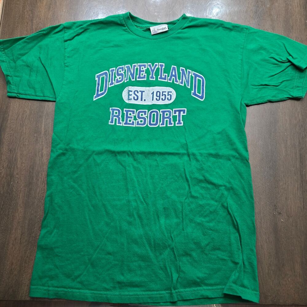 green Disney Parks authentic Disneyland Resort t-shirt men's size medium